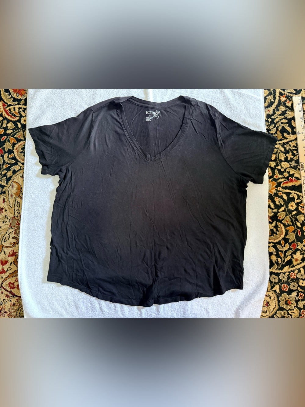 2x women’s Terra & Sky Black short sleeve Tee